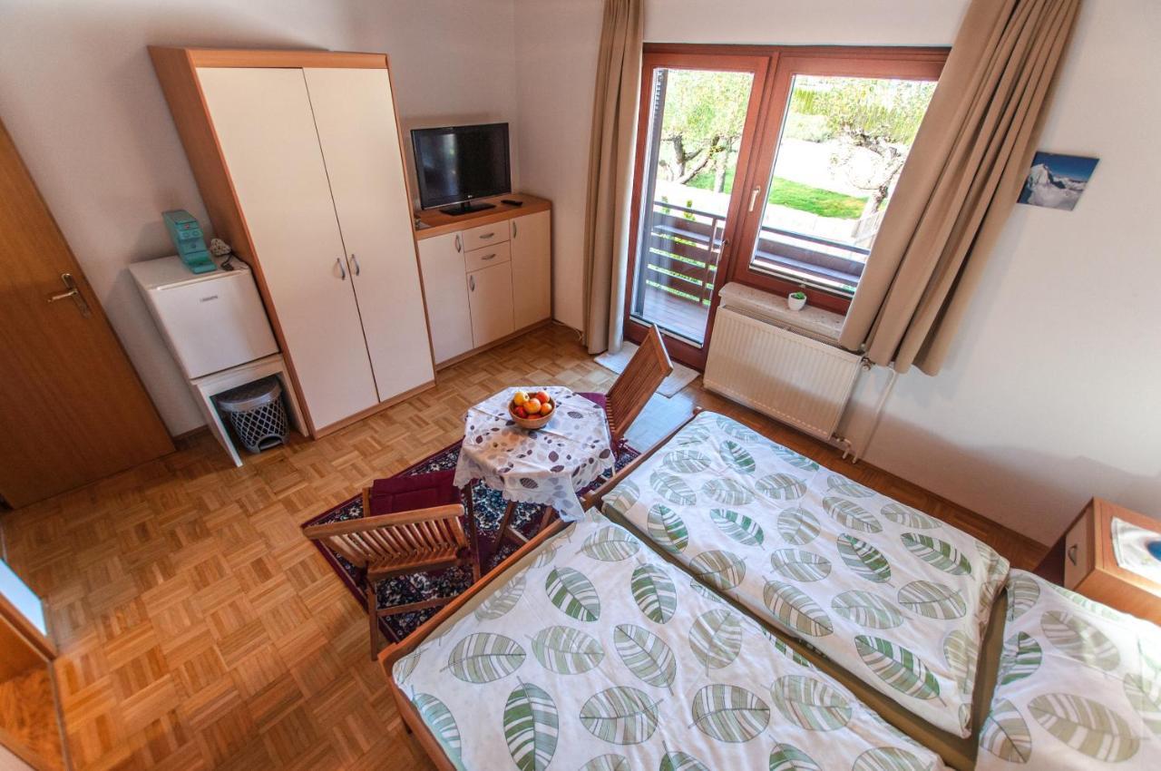Guest House Alenka Bohinj Eksteriør bilde