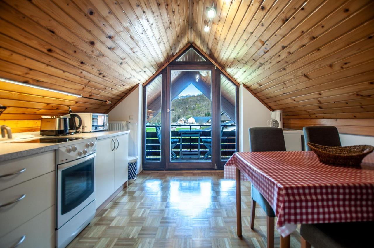 Guest House Alenka Bohinj Eksteriør bilde